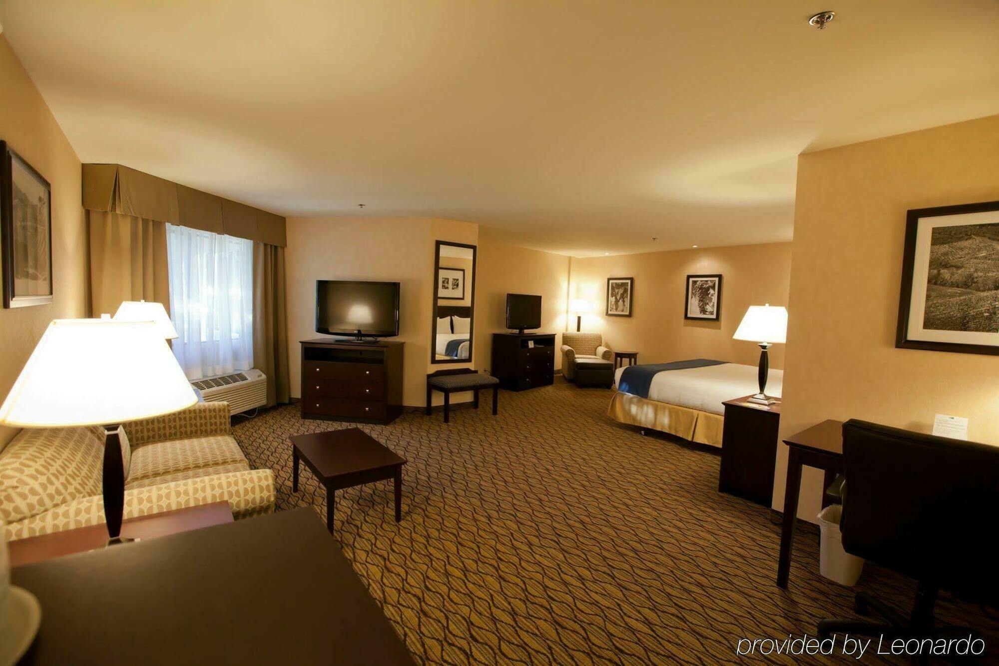 Holiday Inn Express Walnut Creek By Ihg Экстерьер фото